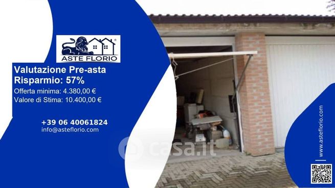 Box/posto auto in residenziale in Strada Fontana D'Orto