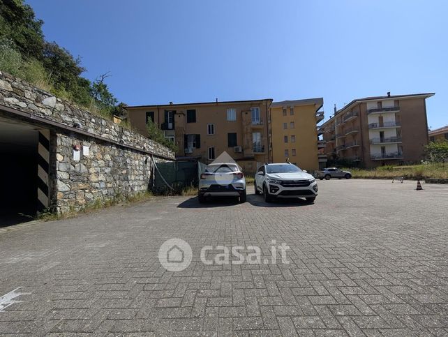 Box/posto auto in residenziale in Via Erasmo Piaggio