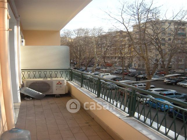 Ufficio in commerciale in Via Antonio Cecchi 19