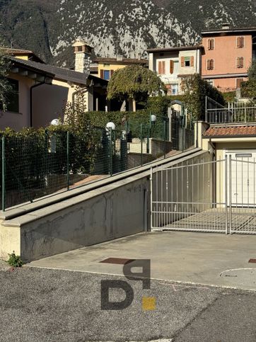 Casa indipendente in residenziale in Via Raffaello