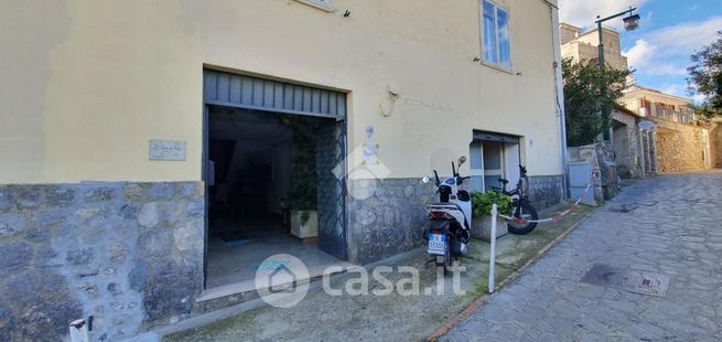 Appartamento in residenziale in Via Santissima Trinità 27