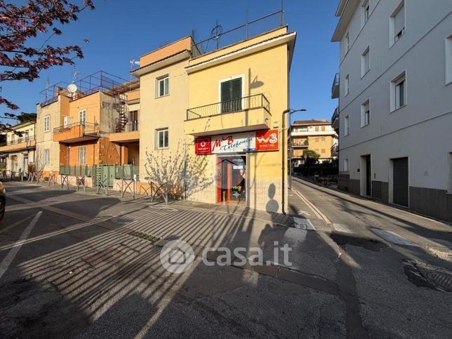 Appartamento in residenziale in Via XXI Aprile 4