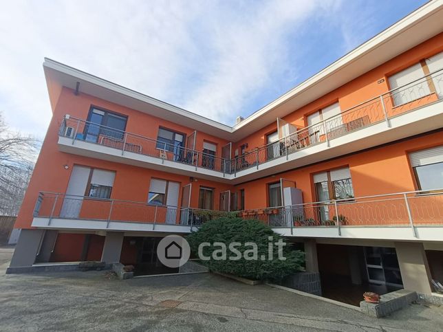 Appartamento in residenziale in Via Piscina 9