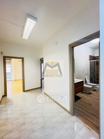 Ufficio in commerciale in Piazza Annunziata