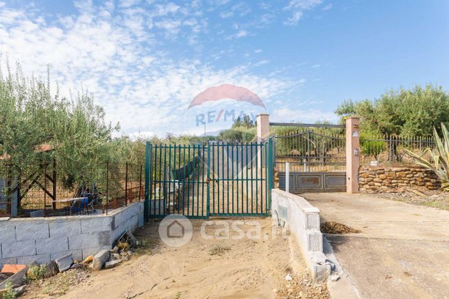 Terreno agricolo in commerciale in Piazza Umberto I