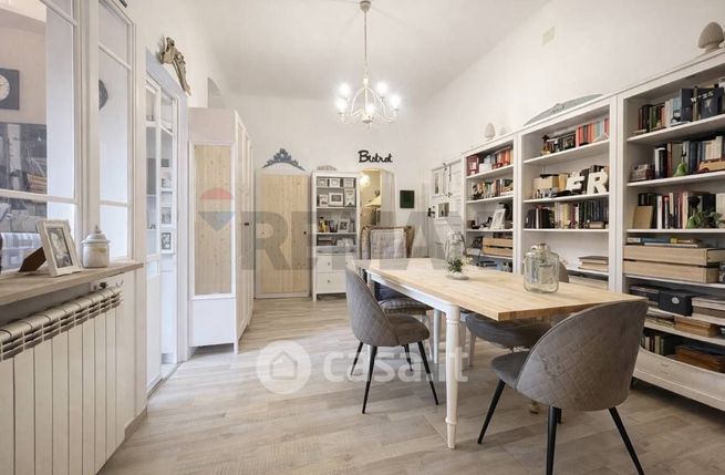 Appartamento in residenziale in Via Ursone da Sestri 13