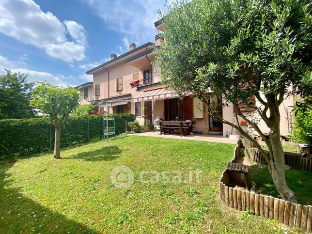 Villa in residenziale in Strada Statale dei Giovi 41