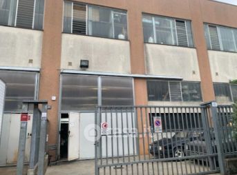 Capannone in commerciale in Via Nilde Iotti 55
