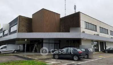 Ufficio in commerciale in Via della Ferrovia Vecchia