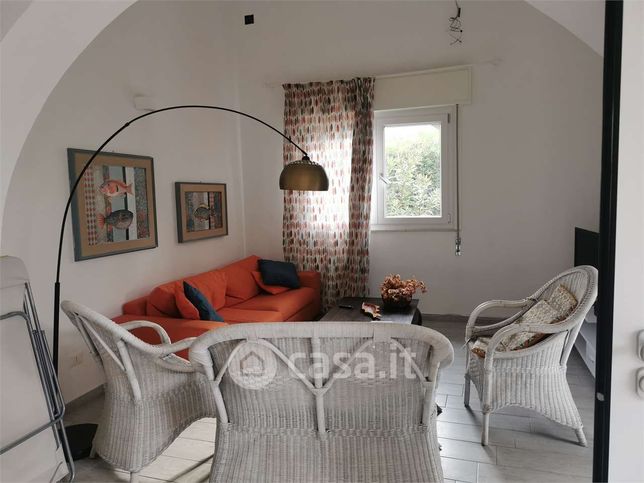 Villa in residenziale in 