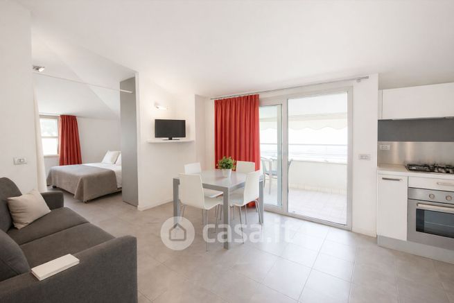 Appartamento in residenziale in Viale Trento 41