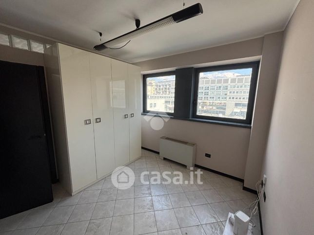Ufficio in commerciale in Piazza John Fitzgerald Kennedy