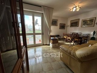 Appartamento in residenziale in Via Musselburgh