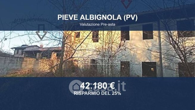 Capannone in commerciale in Via Santa Onorata