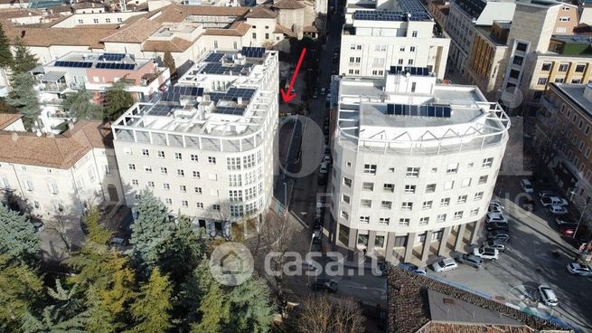 Ufficio in commerciale in Via Sant'Agostino 21