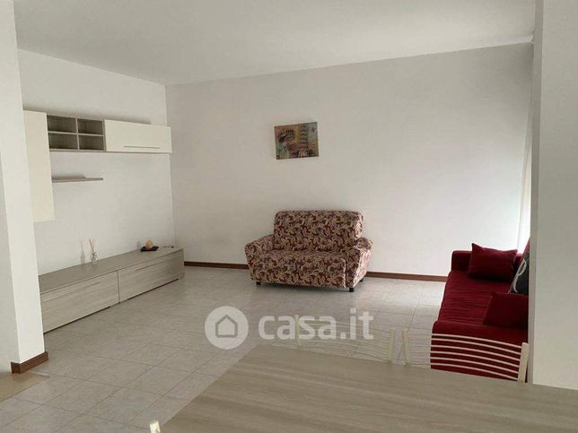 Appartamento in residenziale in Via Aldo Camporese