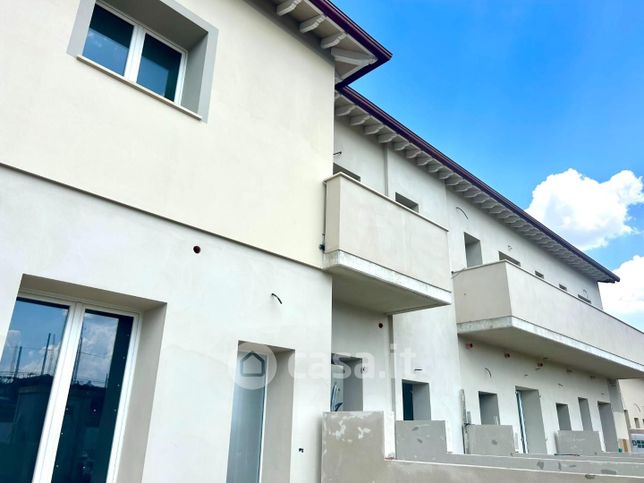 Appartamento in residenziale in Via Tosco Romagnola