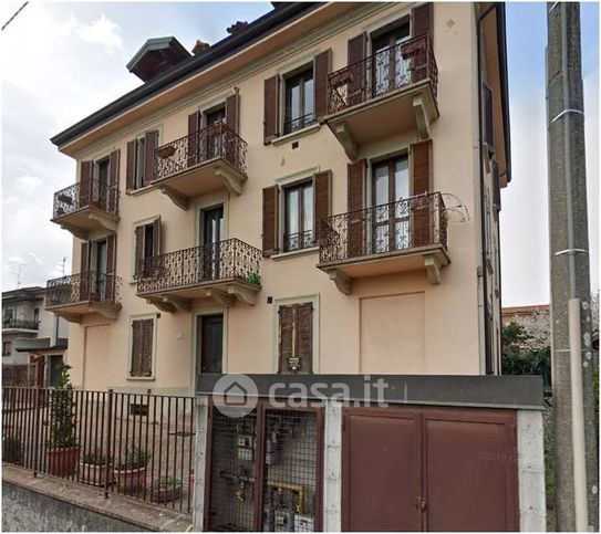 Appartamento in residenziale in Via Monte Rosa 58