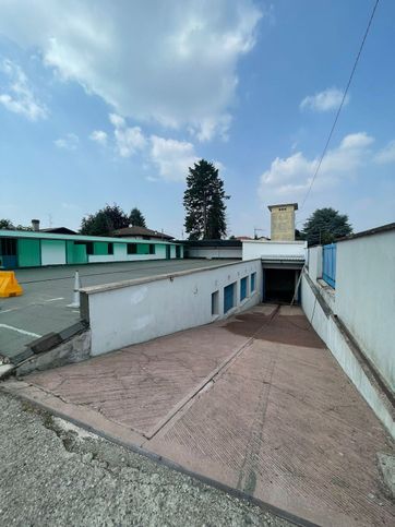 Capannone in commerciale in Via Giovanni Pascoli