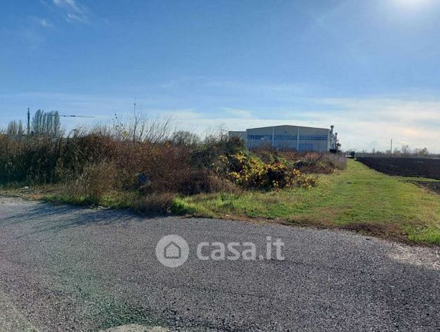Terreno edificabile in residenziale in Via Pietro Nenni