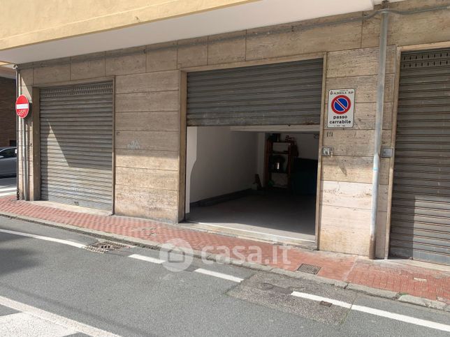 Garage/posto auto in residenziale in 