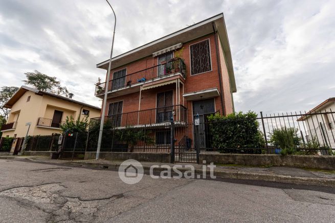 Appartamento in residenziale in Via Caprera 10