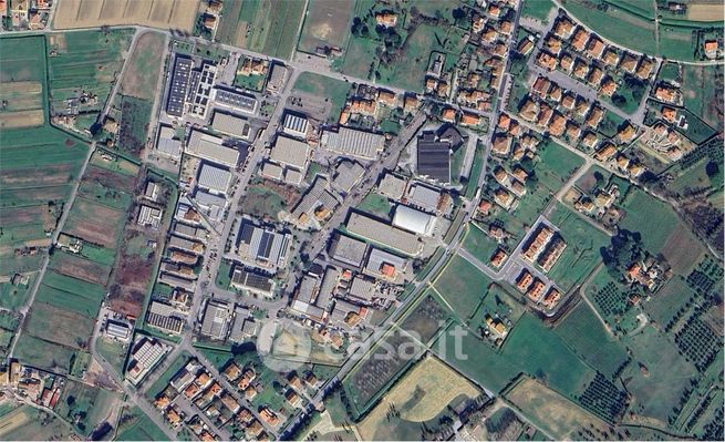 Terreno edificabile in residenziale in Via E.Fermi