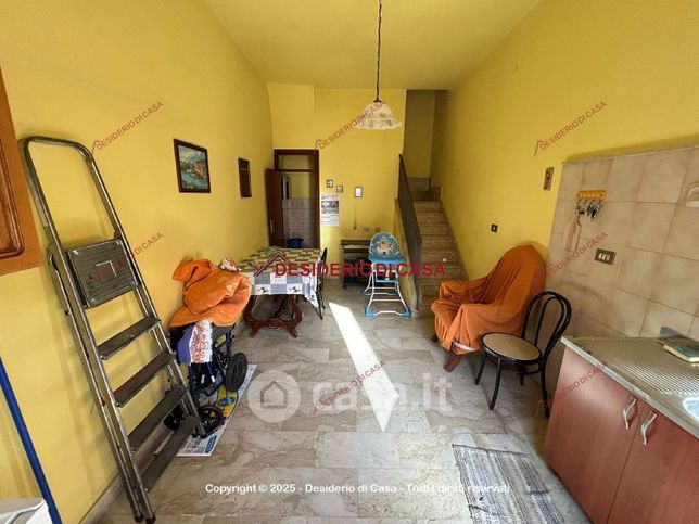 Casa indipendente in residenziale in Corso IV Aprile 211