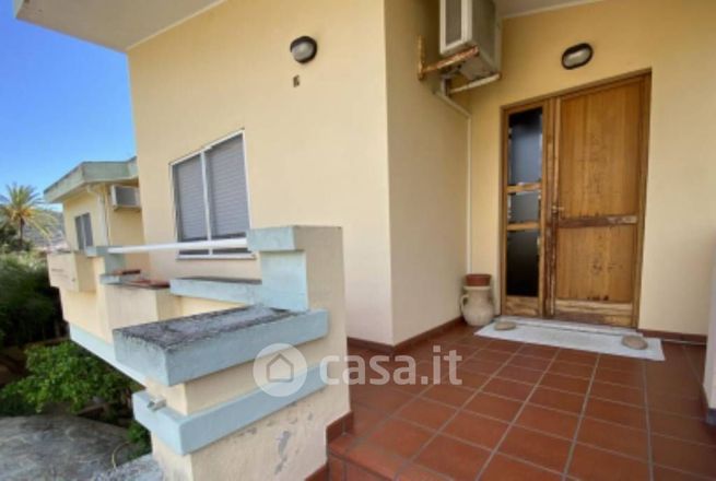 Appartamento in residenziale in Via L. Ariosto 3