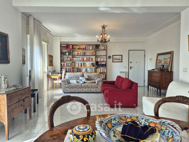 Appartamento in residenziale in Via Torino 134