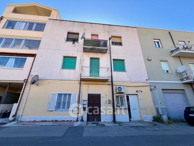 Appartamento in residenziale in Via Grazia Deledda 32