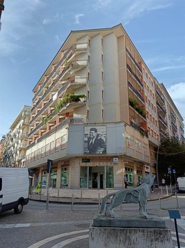 Ufficio in commerciale in Piazza John Fitzgerald Kennedy