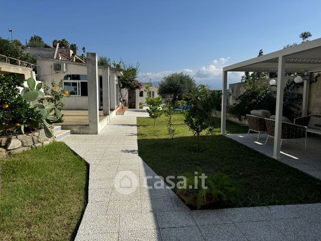 Villa in residenziale in Contrada Fiumara Guardia