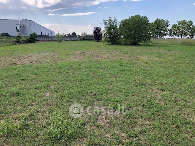 Terreno agricolo in commerciale in Frazione Fornio