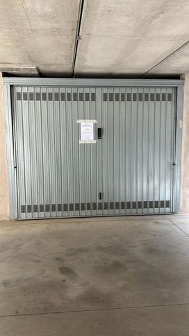 Box/posto auto in residenziale in Via San Zeno