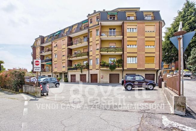 Appartamento in residenziale in Viale Padre G. B. Aguggiari 169
