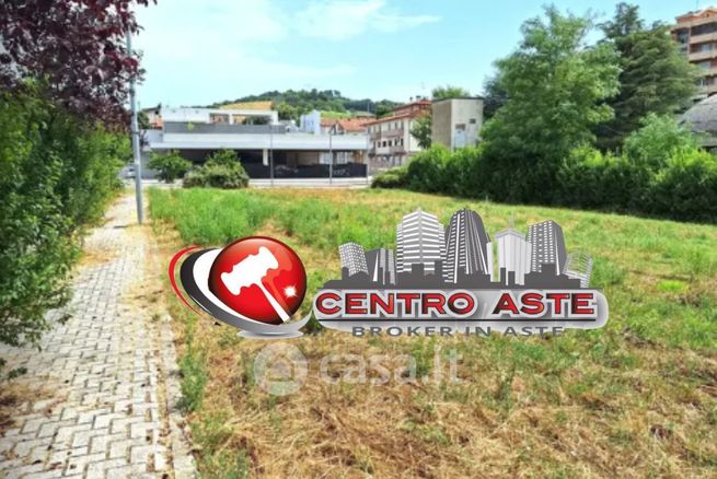 Terreno agricolo in commerciale in Via Tamigi