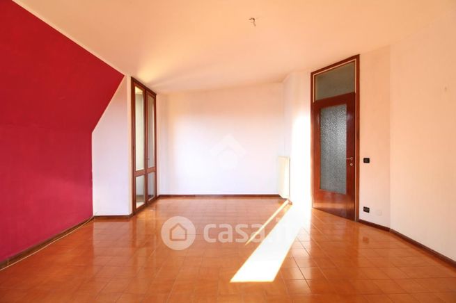 Appartamento in residenziale in Via Monte Zovetto 18
