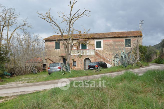 Villetta a schiera in residenziale in Via Aurelia Sud 112