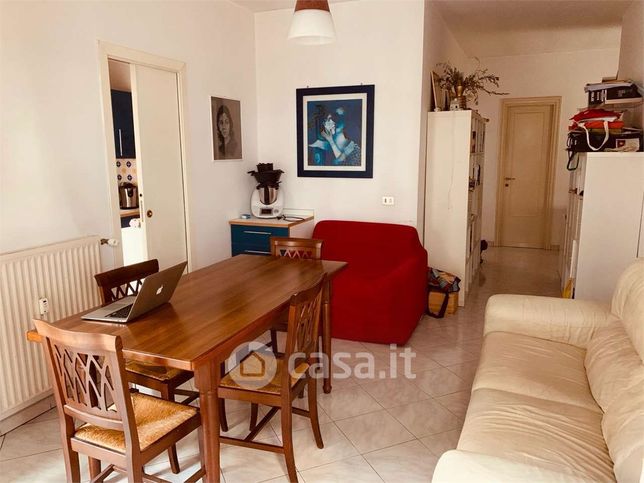 Appartamento in residenziale in Via Ergisto Bezzi 34