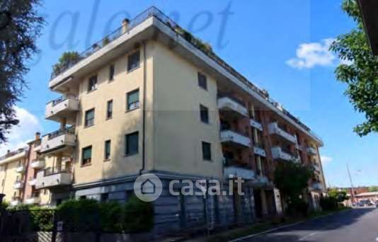 Appartamento in residenziale in Via Fratelli Bandiera 16