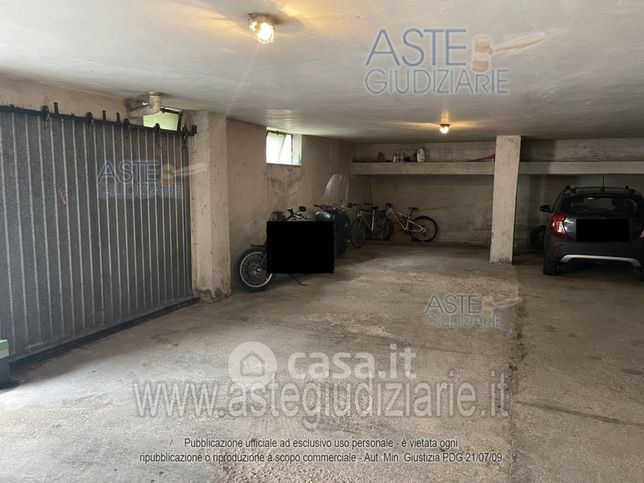 Garage/posto auto in residenziale in Via Guglielmo Cameli