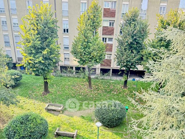 Appartamento in residenziale in Via Carlo Fisogni 15