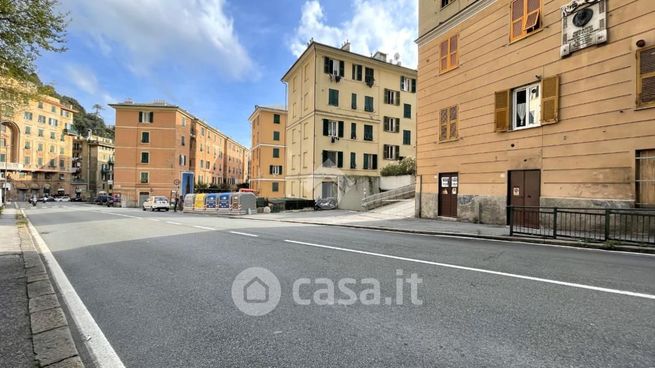 Garage/posto auto in residenziale in Via Venezia