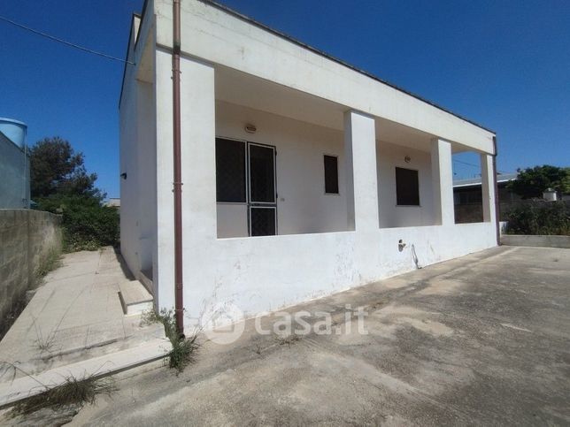 Casa indipendente in residenziale in Via Eroi del Mare