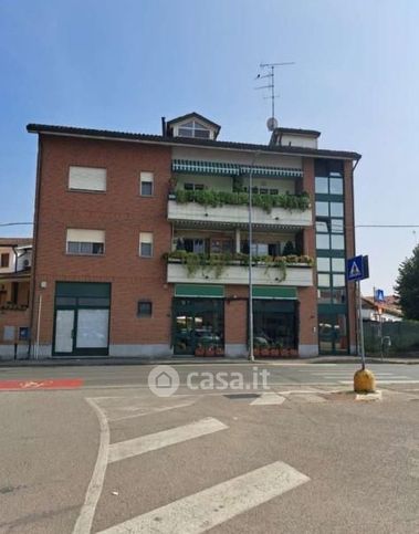 Ufficio in commerciale in Via Casalbagliano 6