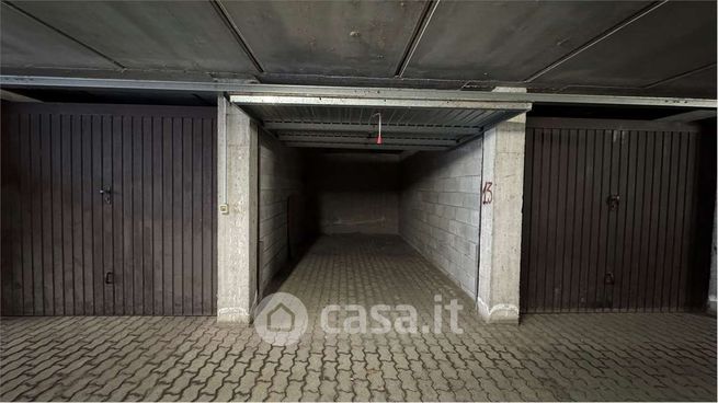 Box/posto auto in residenziale in Via Cantarana