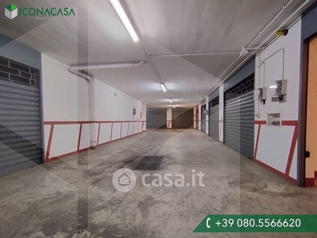 Garage/posto auto in residenziale in Via Gioacchino Toma 59 A