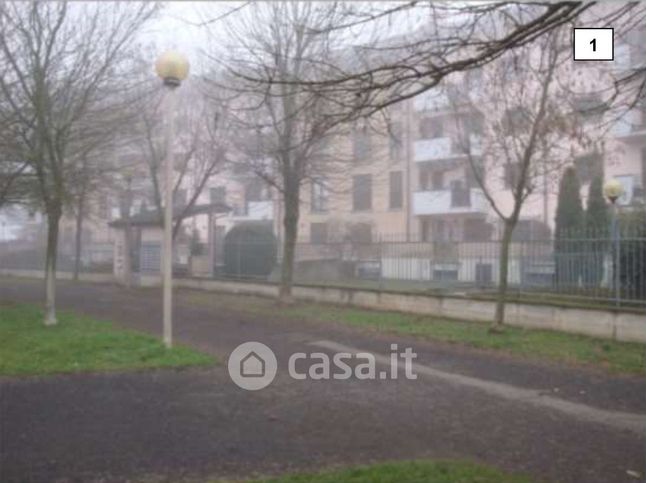 Appartamento in residenziale in Via Lombardo Radice Lucio