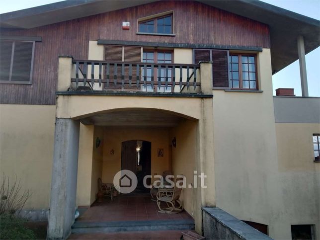 Appartamento in residenziale in Via Giovanni Pascoli 31